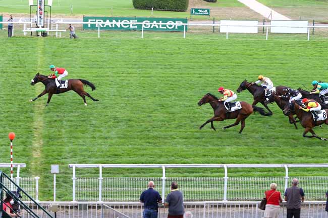 Photo d'arrivée de la course pmu PRIX DE LA PORTE DU PARC à MAISONS-LAFFITTE le Lundi 12 septembre 2016