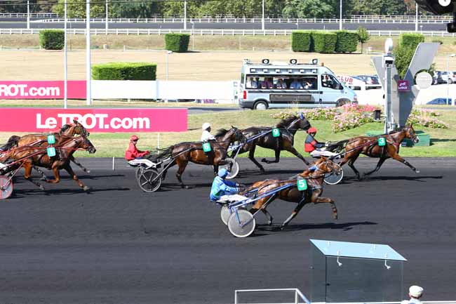 Photo d'arrivée de la course pmu PRIX D'EAUZE à PARIS-VINCENNES le Lundi 12 septembre 2016