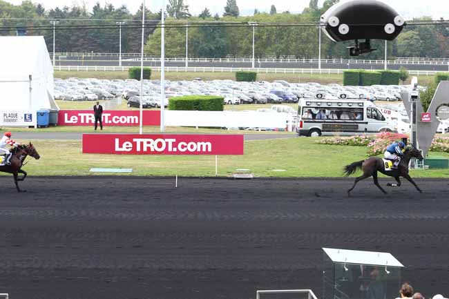 Photo d'arrivée de la course pmu PRIX DE NORMANDIE à PARIS-VINCENNES le Dimanche 18 septembre 2016