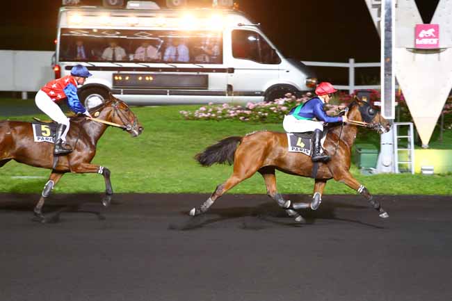 Photo d'arrivée de la course pmu PRIX DORADO à PARIS-VINCENNES le Mardi 20 septembre 2016