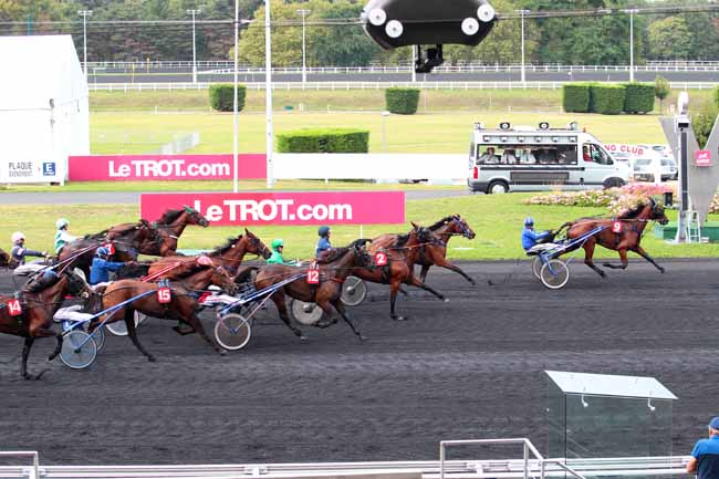 Photo d'arrivée de la course pmu PRIX DE NARBONNE à PARIS-VINCENNES le Jeudi 22 septembre 2016