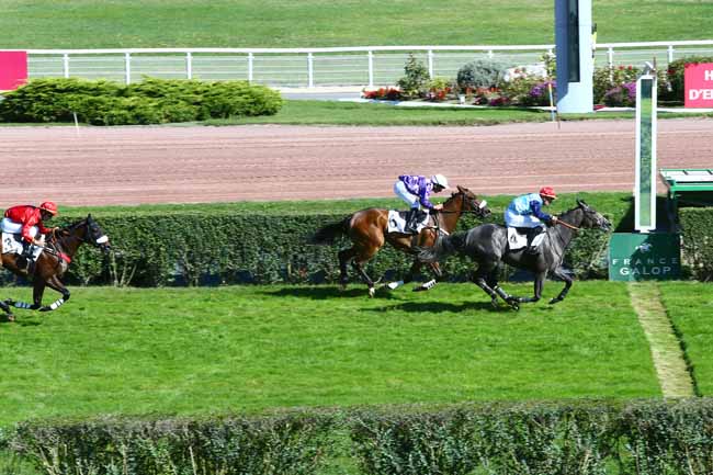 Photo d'arrivée de la course pmu STEEPLE-CHASE DE DEBUT à ENGHIEN le Mardi 27 septembre 2016