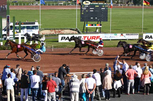 Photo d'arrivée de la course pmu PRIX DU CAFE DE LA BAIE DE PONTORSON à LE MONT SAINT MICHEL le Mercredi 28 septembre 2016
