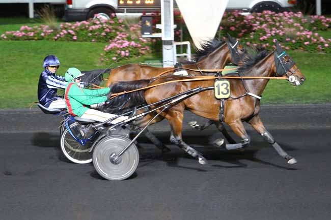 Photo d'arrivée de la course pmu PRIX ELSA à PARIS-VINCENNES le Vendredi 7 octobre 2016