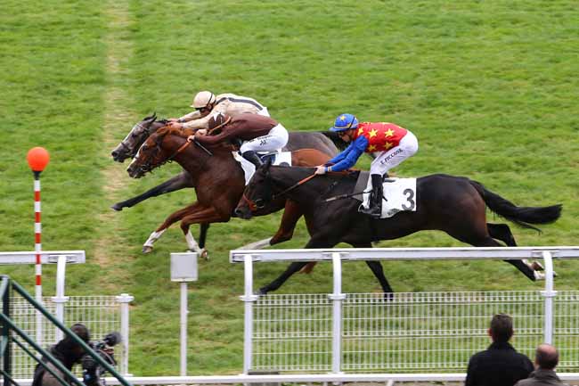 Photo d'arrivée de la course pmu PRIX DE PORT-MARLY à MAISONS-LAFFITTE le Vendredi 7 octobre 2016