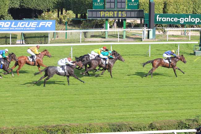 Photo d'arrivée de la course pmu PRIX DE SAINT-FORGET à SAINT-CLOUD le Mardi 11 octobre 2016