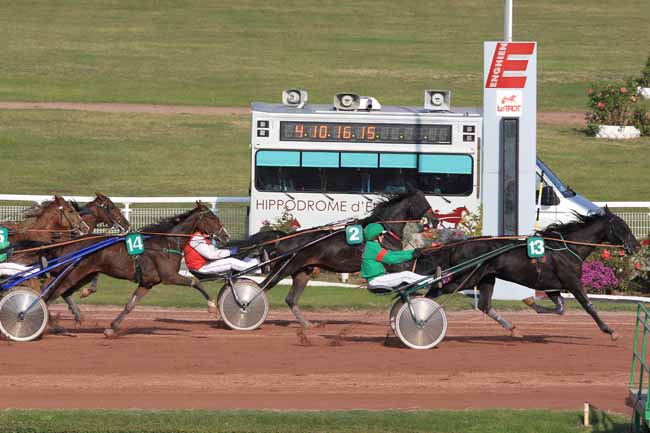 Photo d'arrivée de la course pmu PRIX DE LA PORTE DE CHATILLON à ENGHIEN le Mercredi 12 octobre 2016