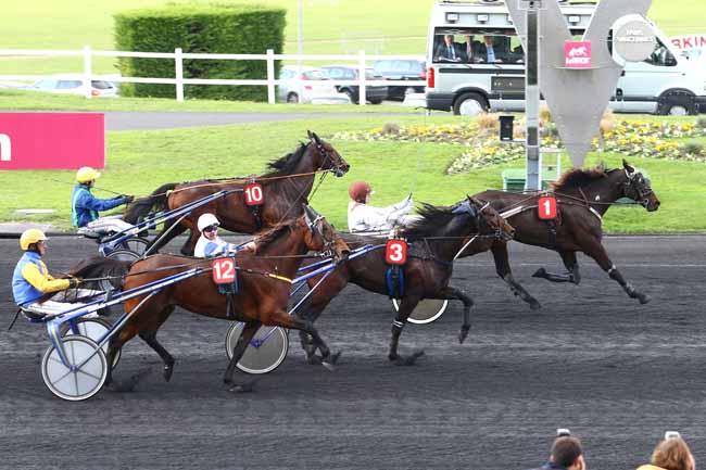 Photo d'arrivée de la course pmu PRIX DU DORAT à PARIS-VINCENNES le Mercredi 2 novembre 2016