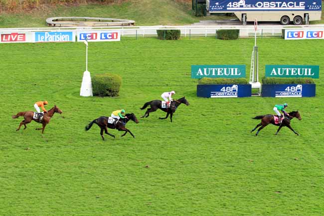 Photo d'arrivée de la course pmu PRIX LE PARISIEN à AUTEUIL le Samedi 5 novembre 2016