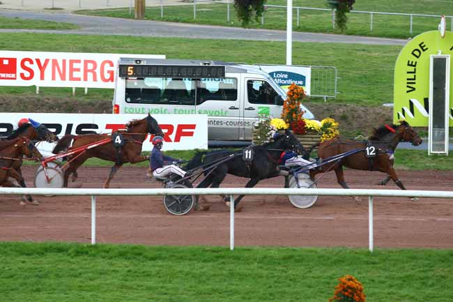 Photo d'arrivée de la course pmu PRIX ONIRIS NANTES (GR A) à NANTES le Mercredi 9 novembre 2016