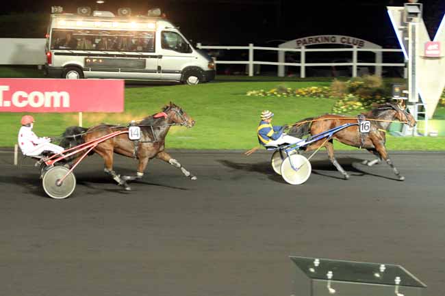 Photo d'arrivée de la course pmu PRIX GEMMA à PARIS-VINCENNES le Vendredi 11 novembre 2016