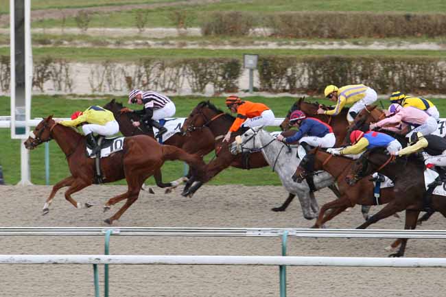 Photo d'arrivée de la course pmu PRIX DU CHATEAU URGEL à DEAUVILLE le Lundi 26 décembre 2016