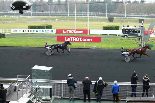 Photo d'arrivée de la course pmu PRIX DE MONTPELLIER (GR A) à PARIS-VINCENNES le Mardi 3 janvier 2017