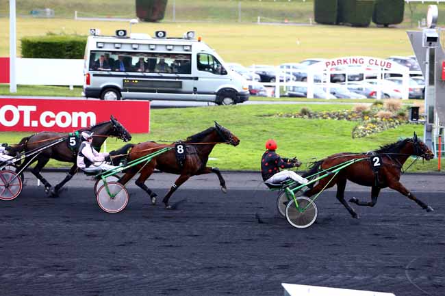Photo d'arrivée de la course pmu PRIX RAMSES à PARIS-VINCENNES le Mardi 10 janvier 2017
