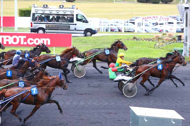 Photo d'arrivée de la course pmu PRIX DE VILLEREAL à PARIS-VINCENNES le Mardi 10 janvier 2017