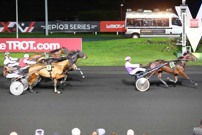Photo d'arrivée de la course pmu PRIX DE FRANCHEVILLE - LA BARRE à PARIS-VINCENNES le Samedi 14 janvier 2017