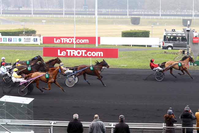 Photo d'arrivée de la course pmu PRIX DE FIGEAC à PARIS-VINCENNES le Mardi 24 janvier 2017