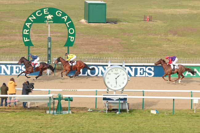 Photo d'arrivée de la course pmu PRIX DE PLAILLY à CHANTILLY le Vendredi 27 janvier 2017
