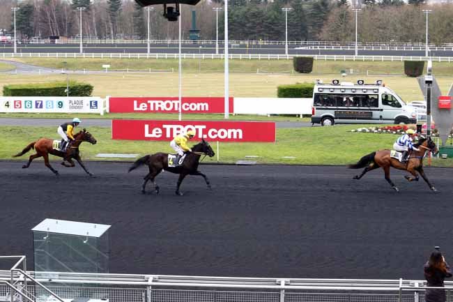 Photo d'arrivée de la course pmu PRIX D'AUCH à PARIS-VINCENNES le Jeudi 2 février 2017