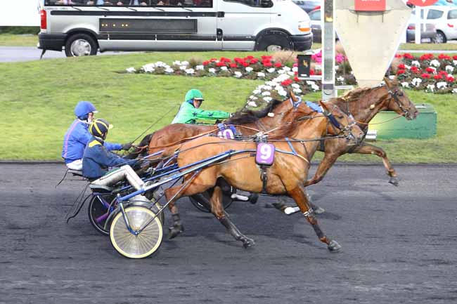 Photo d'arrivée de la course pmu PRIX PAUL VIEL à PARIS-VINCENNES le Samedi 4 février 2017