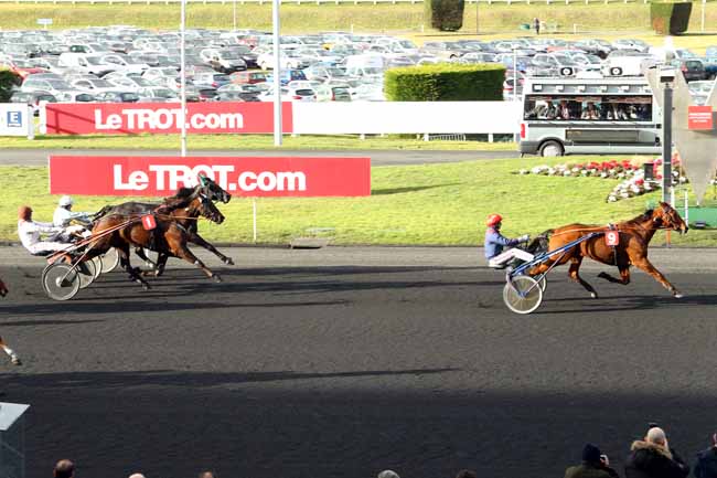 Photo d'arrivée de la course pmu PRIX DE LA MARNE à PARIS-VINCENNES le Dimanche 5 février 2017