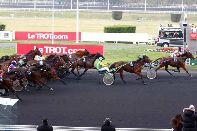 Photo d'arrivée de la course pmu PRIX GUY LUX - PRIX DE LA NIEVRE à PARIS-VINCENNES le Jeudi 9 février 2017