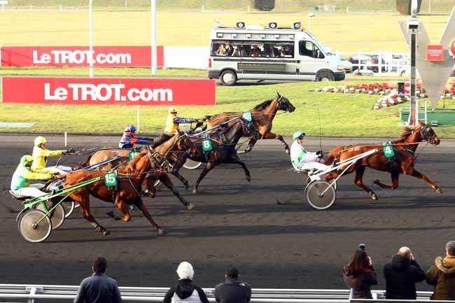 Photo d'arrivée de la course pmu PRIX DE RAMATUELLE (GR B) à PARIS-VINCENNES le Jeudi 9 février 2017