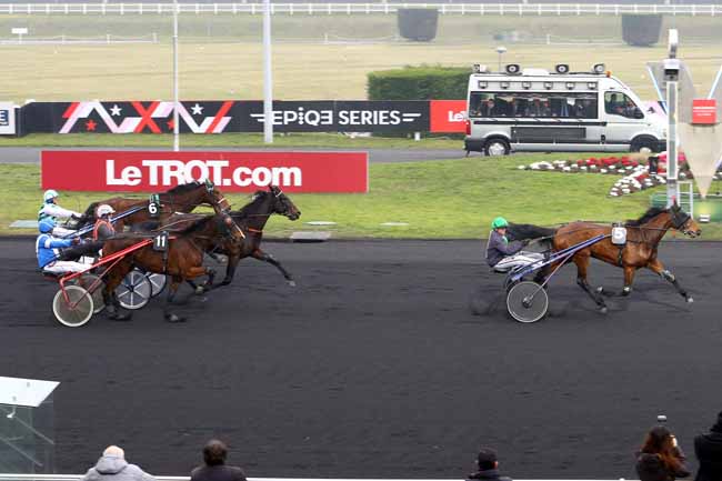 Photo d'arrivée de la course pmu PRIX DE SELESTAT à PARIS-VINCENNES le Samedi 11 février 2017