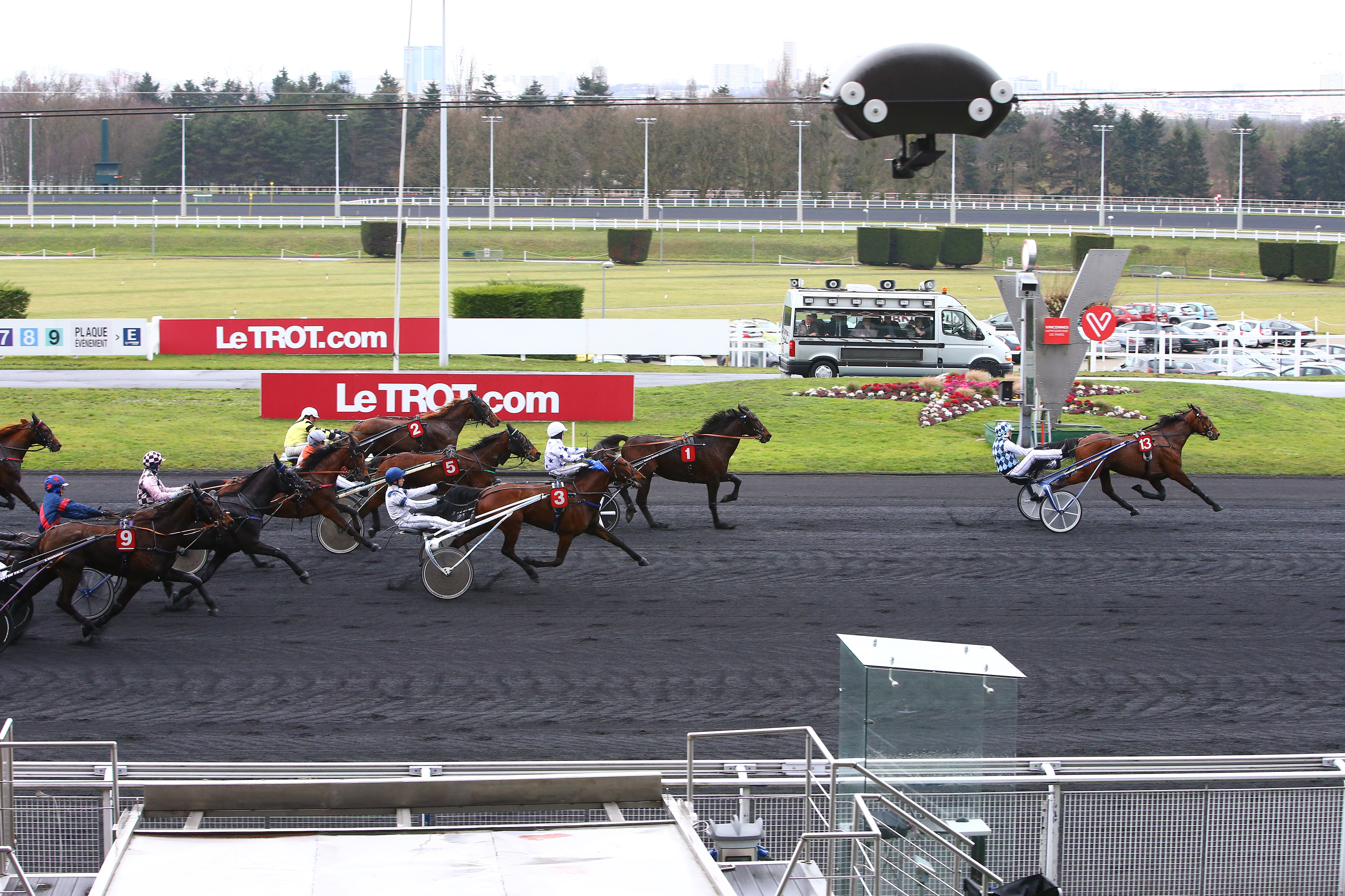 Photo d'arrivée de la course pmu PRIX D'EPINAY à PARIS-VINCENNES le Jeudi 23 février 2017