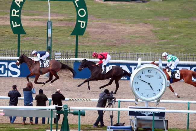 Photo d'arrivée de la course pmu PRIX DE JAGNY-SOUS-BOIS à CHANTILLY le Vendredi 24 février 2017