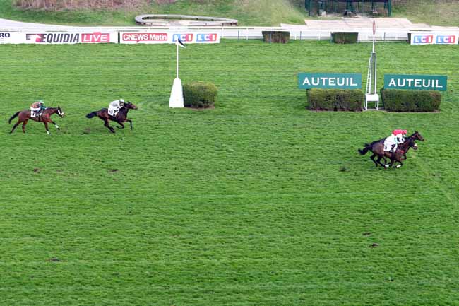 Photo d'arrivée de la course pmu PRIX COUSIN PONS à AUTEUIL le Dimanche 12 mars 2017