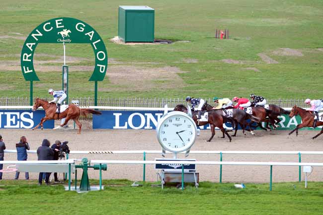 Photo d'arrivée de la course pmu PRIX DU BOIS BONNET à CHANTILLY le Mardi 14 mars 2017