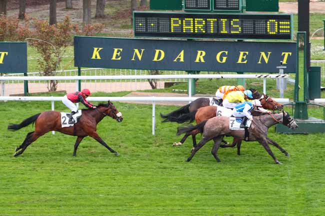 Photo d'arrivée de la course pmu PRIX KIZIL KOURGAN à SAINT-CLOUD le Jeudi 23 mars 2017
