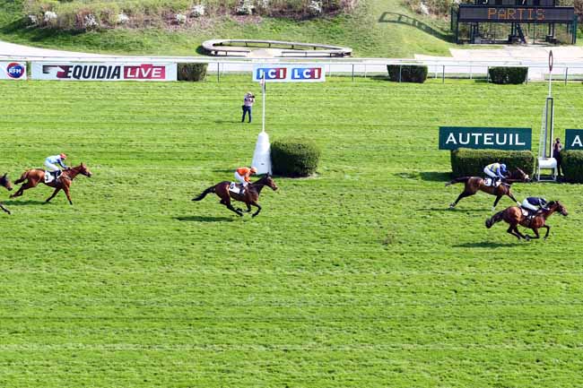 Photo d'arrivée de la course pmu PRIX COLONEL DE LA HORIE à AUTEUIL le Dimanche 26 mars 2017