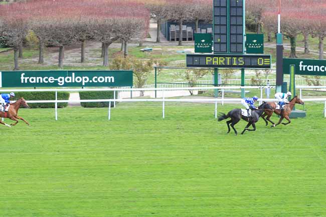 Photo d'arrivée de la course pmu PRIX VERSO II à SAINT-CLOUD le Mardi 28 mars 2017