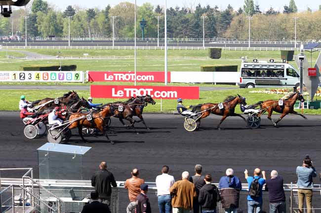 Photo d'arrivée de la course pmu PRIX DU TREPORT à PARIS-VINCENNES le Samedi 8 avril 2017