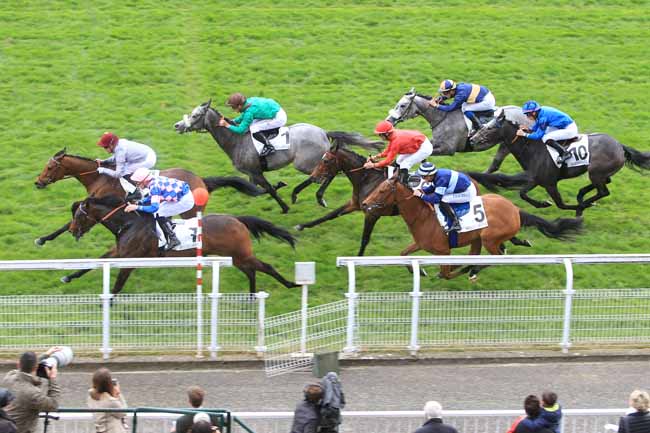 Photo d'arrivée de la course pmu PRIX BALBONELLA à MAISONS-LAFFITTE le Lundi 10 avril 2017