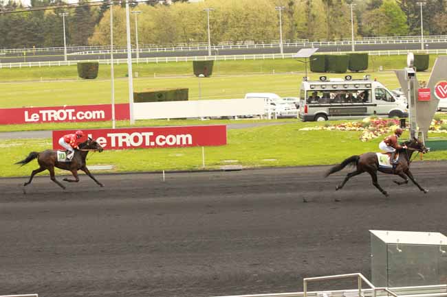 Photo d'arrivée de la course pmu PRIX BEAUMANOIR à PARIS-VINCENNES le Samedi 15 avril 2017