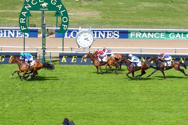 Photo d'arrivée de la course pmu PRIX DE LA LANCETTE à CHANTILLY le Dimanche 16 avril 2017