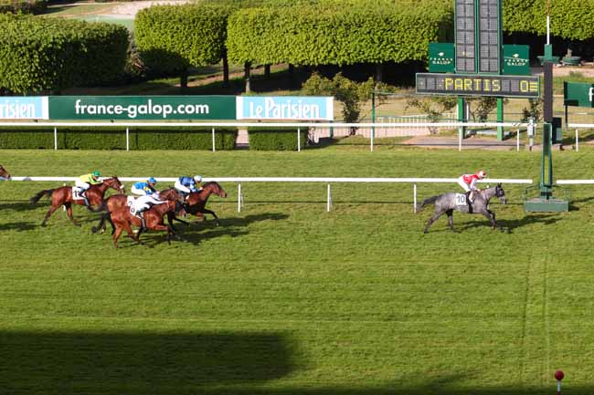 Photo d'arrivée de la course pmu PRIX DE BRETAGNE à SAINT-CLOUD le Dimanche 23 avril 2017