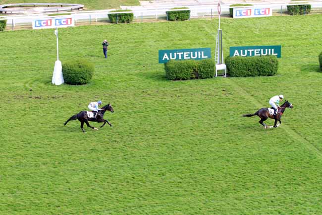 Photo d'arrivée de la course pmu PRIX INGRE à AUTEUIL le Samedi 29 avril 2017