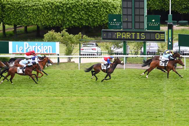 Photo d'arrivée de la course pmu PRIX DE SAINT-MANDE à SAINT-CLOUD le Lundi 8 mai 2017
