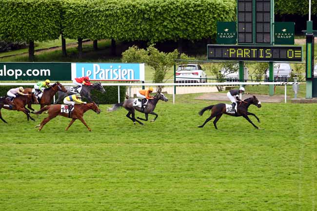 Photo d'arrivée de la course pmu PRIX DE PICPUS à SAINT-CLOUD le Lundi 8 mai 2017