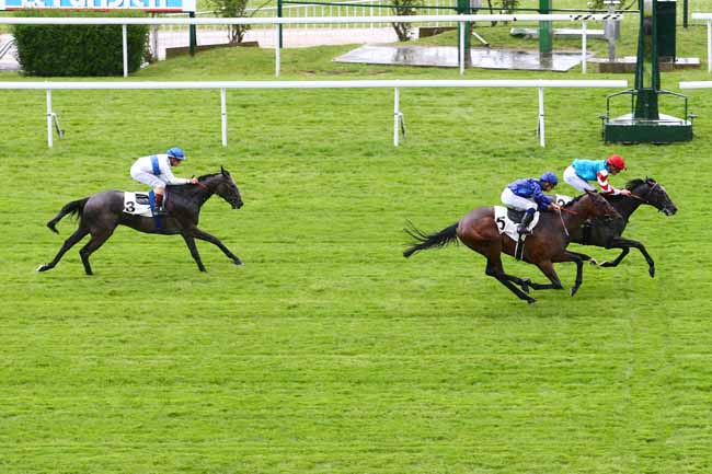 Photo d'arrivée de la course pmu PRIX DU PRE CATELAN à SAINT-CLOUD le Vendredi 19 mai 2017
