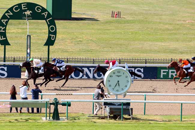 Photo d'arrivée de la course pmu PRIX DES SOUCHIERS à CHANTILLY le Mercredi 31 mai 2017