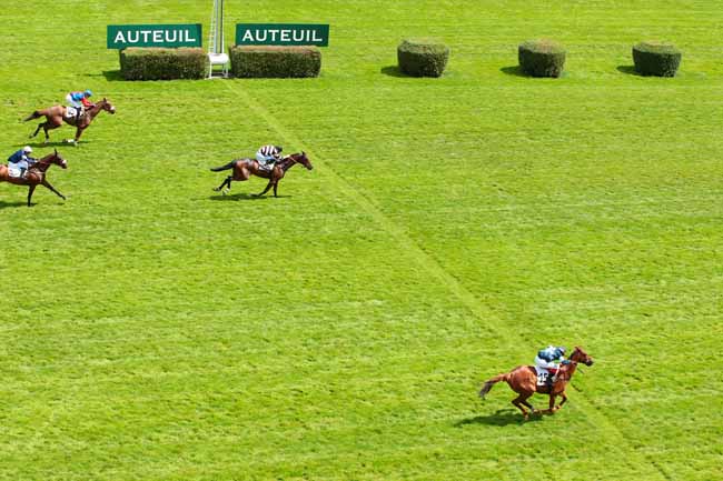 Photo d'arrivée de la course pmu PRIX JEAN VICTOR à AUTEUIL le Lundi 5 juin 2017