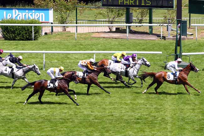 Photo d'arrivée de la course pmu PRIX DES LANDES à SAINT-CLOUD le Mardi 6 juin 2017