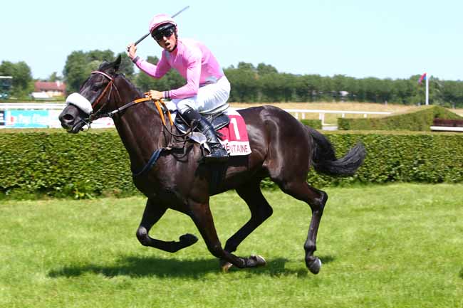 Photo d'arrivée de la course pmu PRIX LA BELLE FERRONNIERE à CLAIREFONTAINE le Lundi 19 juin 2017