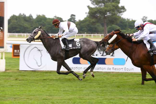 Photo d'arrivée de la course pmu PRIX FOIES GRAS BIRABEN à LA TESTE DE BUCH le Jeudi 22 juin 2017