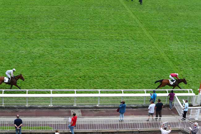 Photo d'arrivée de la course pmu PRIX D'ACHERES à AUTEUIL le Mardi 27 juin 2017